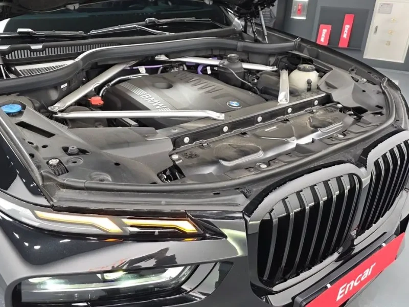 2025 BMW X7 с пробегом 11 951 км
