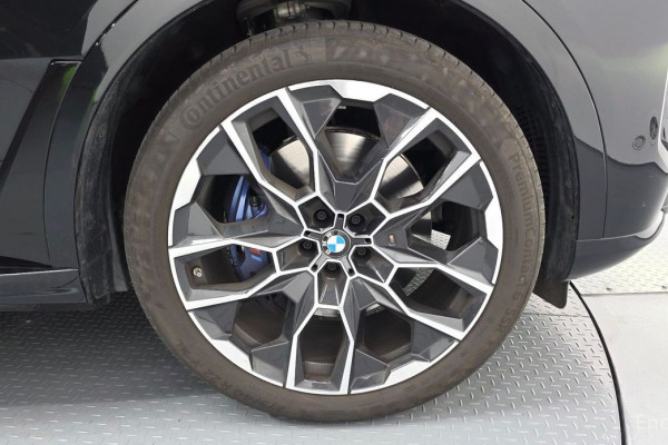 2025 BMW X7 с пробегом 11 951 км