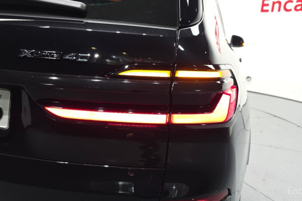 2025 BMW X7 с пробегом 11 951 км