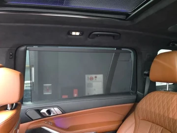 2025 BMW X7 с пробегом 11 951 км