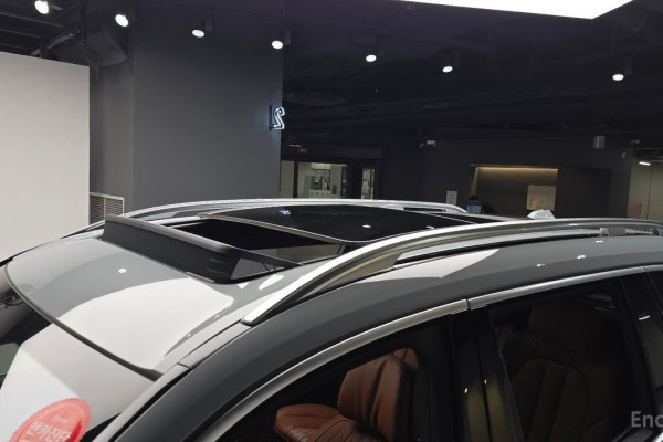 2025 BMW X7 с пробегом 6 327 км