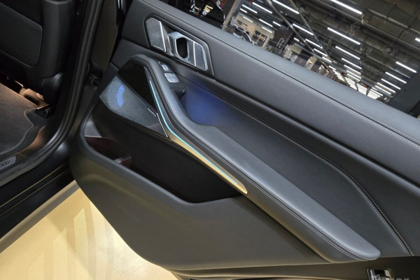 2025 BMW X7 с пробегом 11 600 км