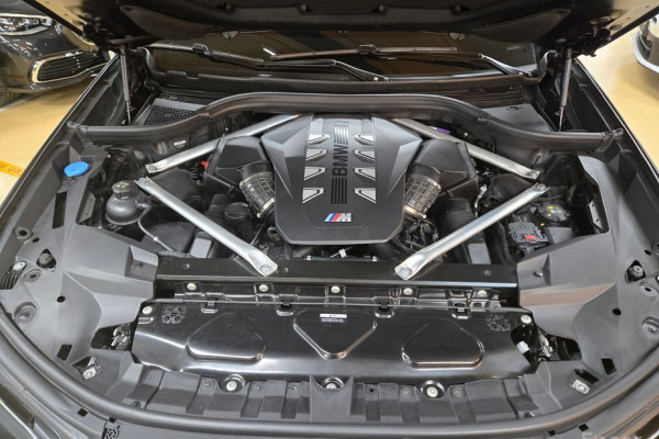 2025 BMW X7 с пробегом 11 600 км