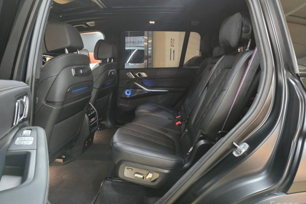 2025 BMW X7 с пробегом 11 600 км