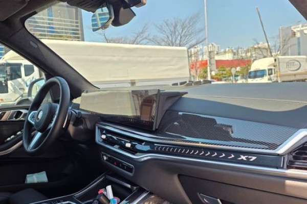 2025 BMW X7 с пробегом 9 300 км