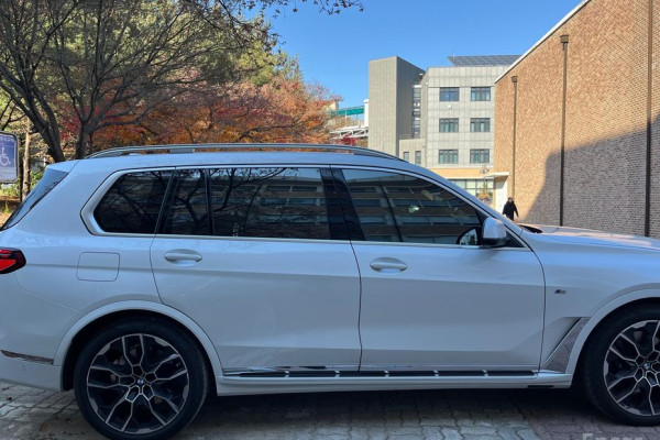 2025 BMW X7 с пробегом 13 000 км
