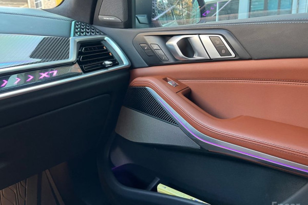 2025 BMW X7 с пробегом 13 000 км