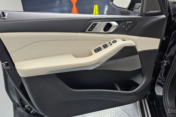 2025 BMW X7 с пробегом 19 603 км