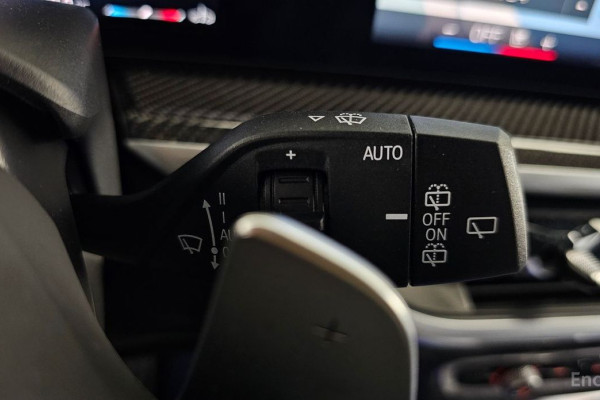 2025 BMW X7 с пробегом 15 694 км