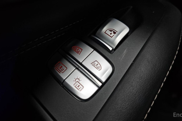 2025 BMW X7 с пробегом 15 694 км