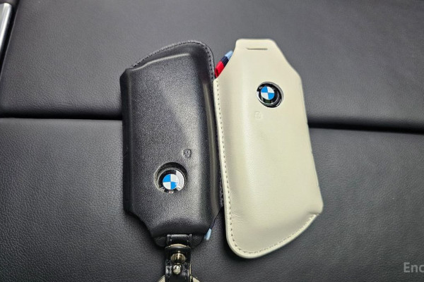 2025 BMW X7 с пробегом 15 694 км