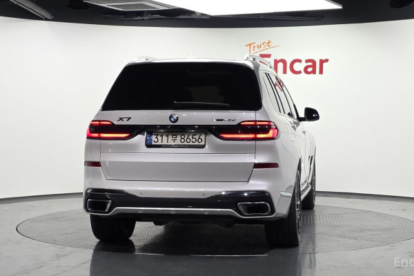 2024 BMW X7 с пробегом 54 540 км