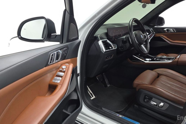 2024 BMW X7 с пробегом 54 540 км