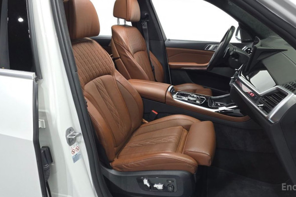 2024 BMW X7 с пробегом 54 540 км