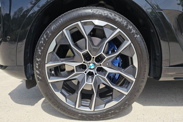 2025 BMW X7 с пробегом 19 734 км