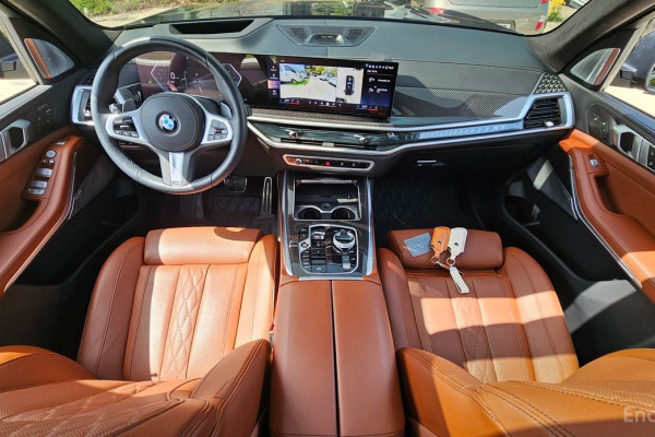 2025 BMW X7 с пробегом 19 734 км