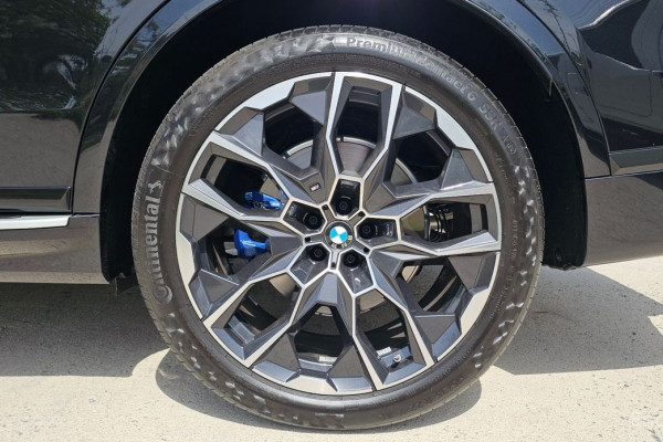 2025 BMW X7 с пробегом 19 734 км