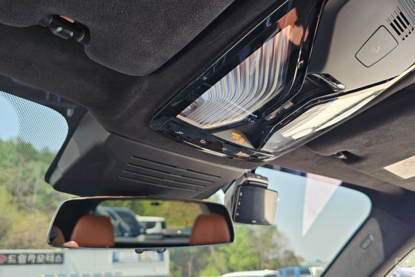 2025 BMW X7 с пробегом 19 734 км