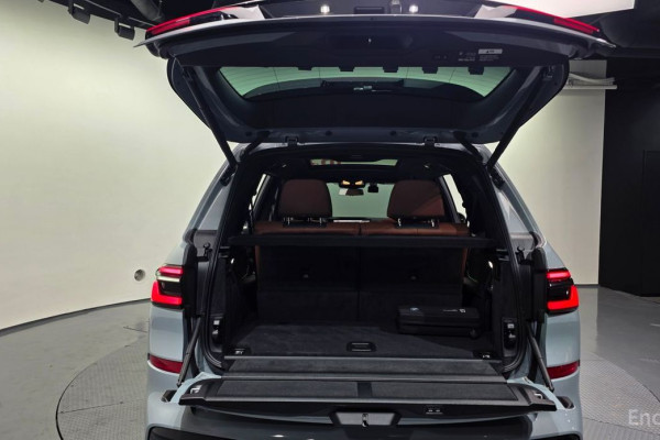 2024 BMW X7 с пробегом 18 920 км
