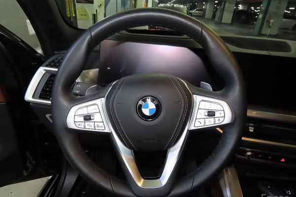 2024 BMW X7 с пробегом 32 980 км