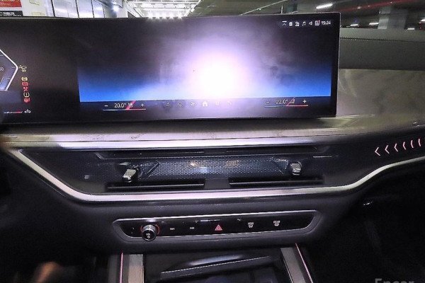 2024 BMW X7 с пробегом 32 980 км