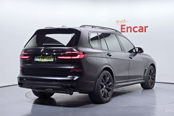 2024 BMW X7 с пробегом 17 316 км