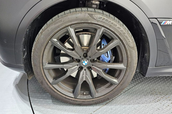 2024 BMW X7 с пробегом 17 316 км