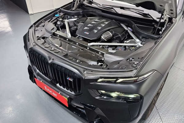 2024 BMW X7 с пробегом 17 316 км