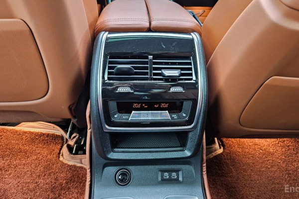 2024 BMW X7 с пробегом 17 316 км