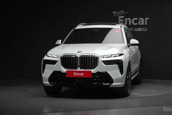 2025 BMW X7 с пробегом 7 623 км
