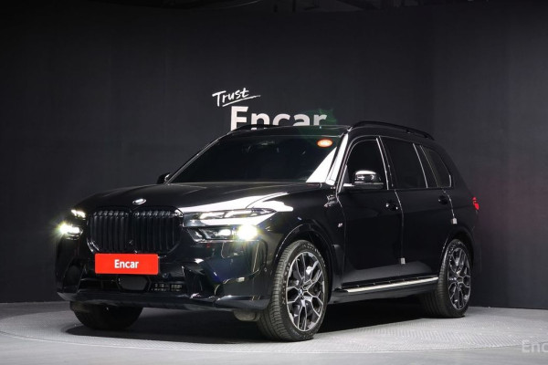 2025 BMW X7 с пробегом 18 434 км