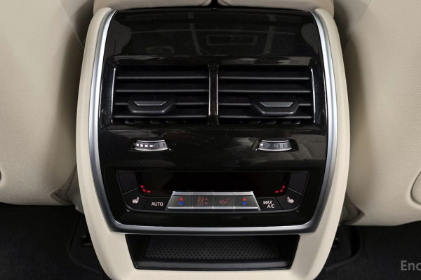 2025 BMW X7 с пробегом 18 434 км