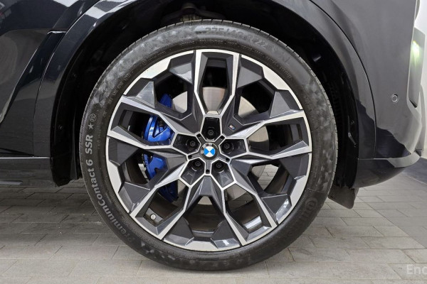 2025 BMW X7 с пробегом 18 434 км