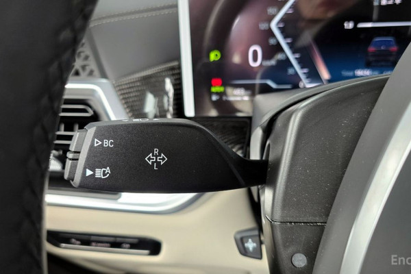 2025 BMW X7 с пробегом 18 434 км