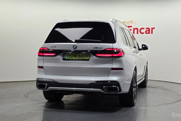 2025 BMW X7 с пробегом 5 872 км