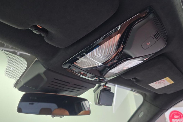 2025 BMW X7 с пробегом 5 872 км