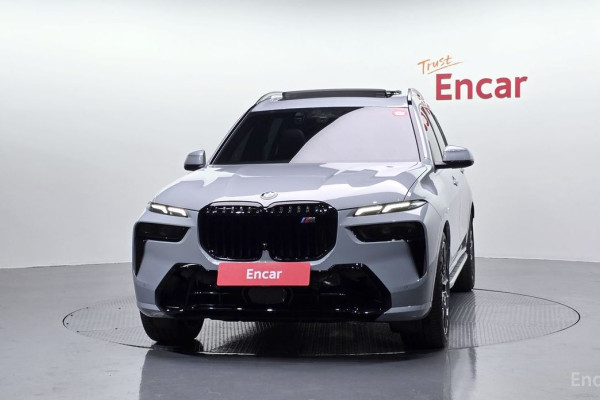 2024 BMW X7 с пробегом 9 737 км