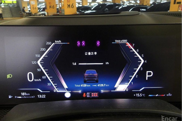 2025 BMW X7 с пробегом 4 100 км