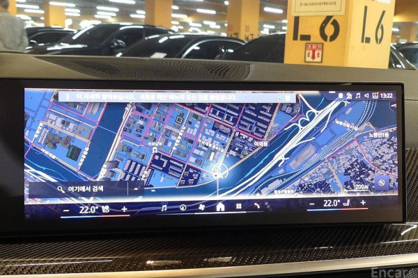 2025 BMW X7 с пробегом 4 100 км