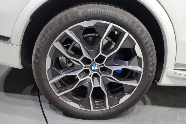 2024 BMW X7 с пробегом 44 329 км