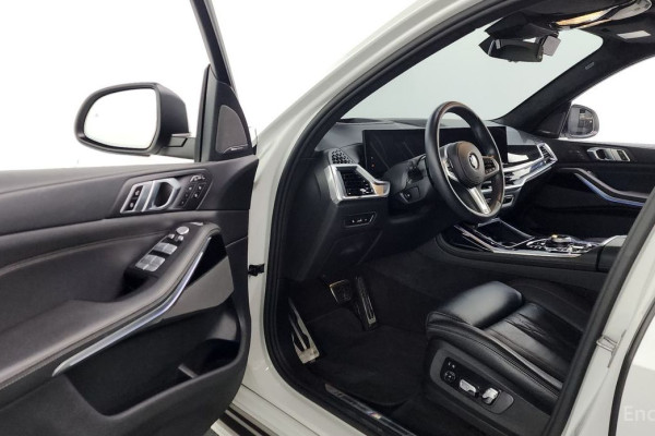 2024 BMW X7 с пробегом 44 329 км