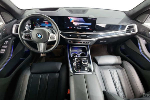2024 BMW X7 с пробегом 44 329 км
