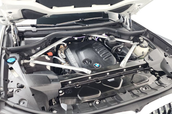 2025 BMW X7 с пробегом 7 966 км