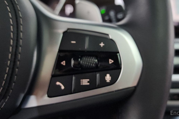 2025 BMW X7 с пробегом 7 966 км