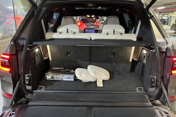 2025 BMW X7 с пробегом 18 536 км