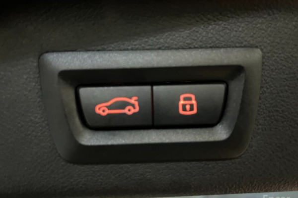 2025 BMW X7 с пробегом 18 536 км