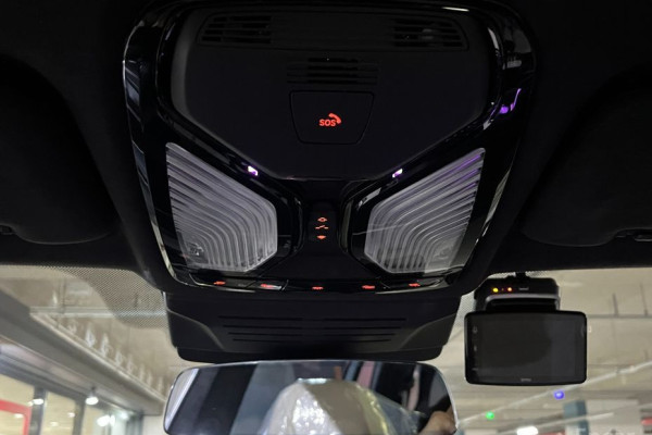 2025 BMW X7 с пробегом 18 536 км