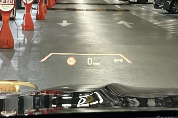 2025 BMW X7 с пробегом 18 536 км