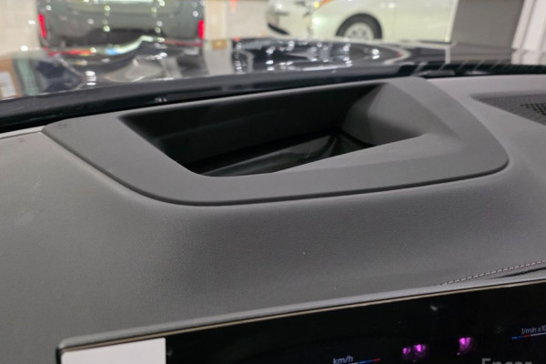 2025 BMW X6 с пробегом 6 838 км