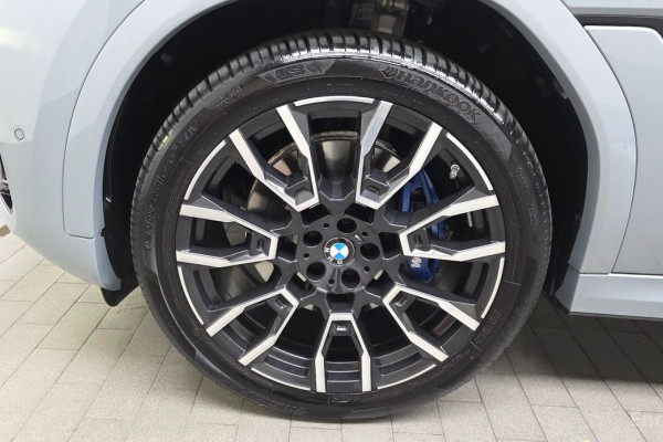 2025 BMW X6 с пробегом 7 780 км